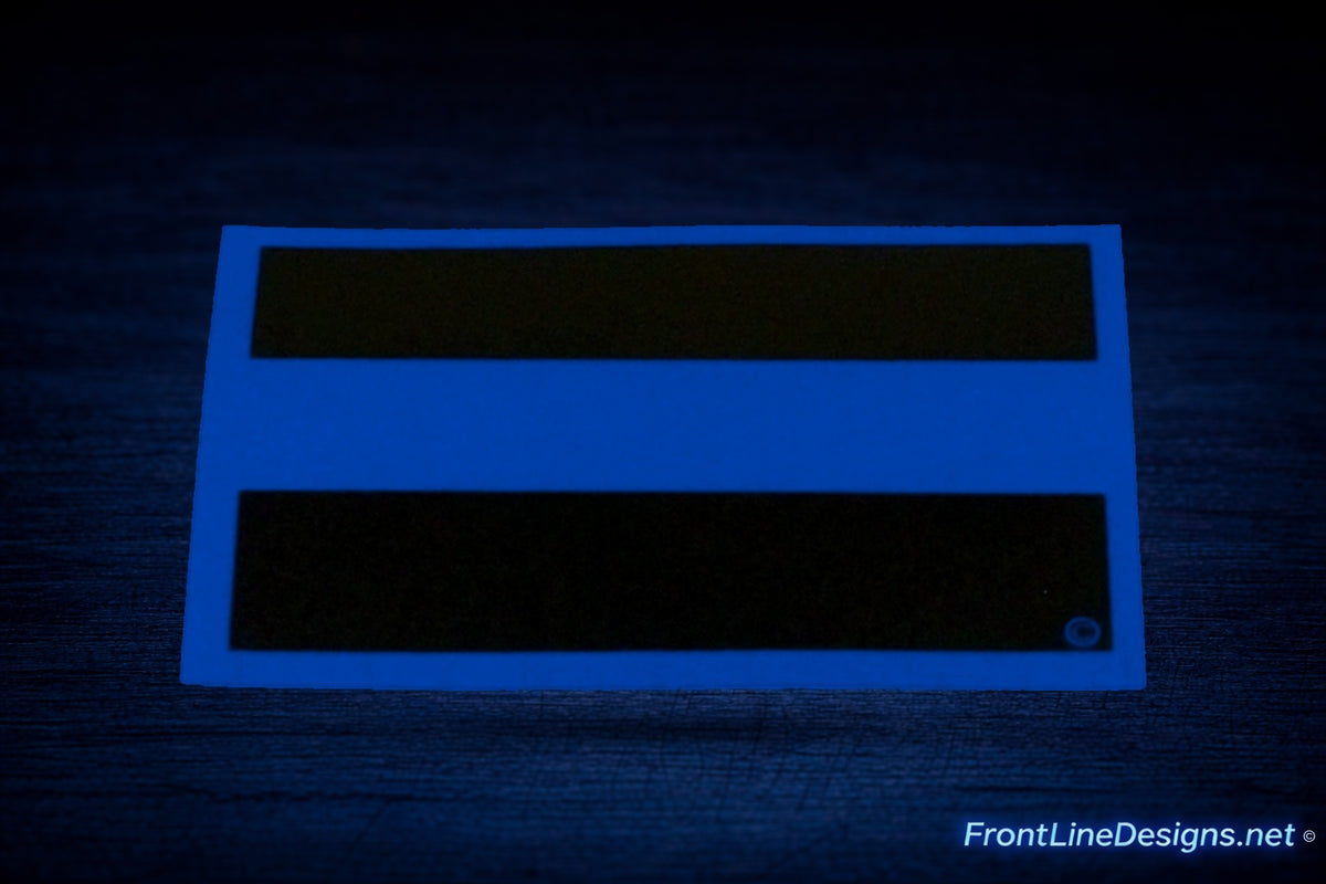 FrontLine Designs 100A on matching textured background