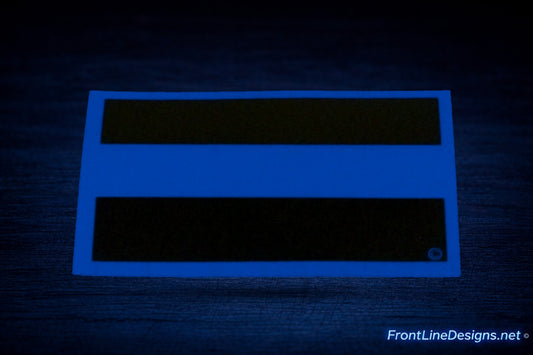 FrontLine Designs 100A on matching textured background